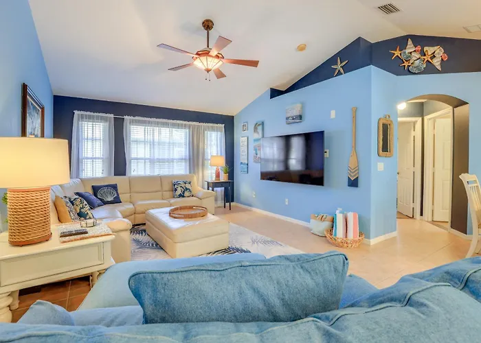 Jensen Beach Home W/ Heated Pool!